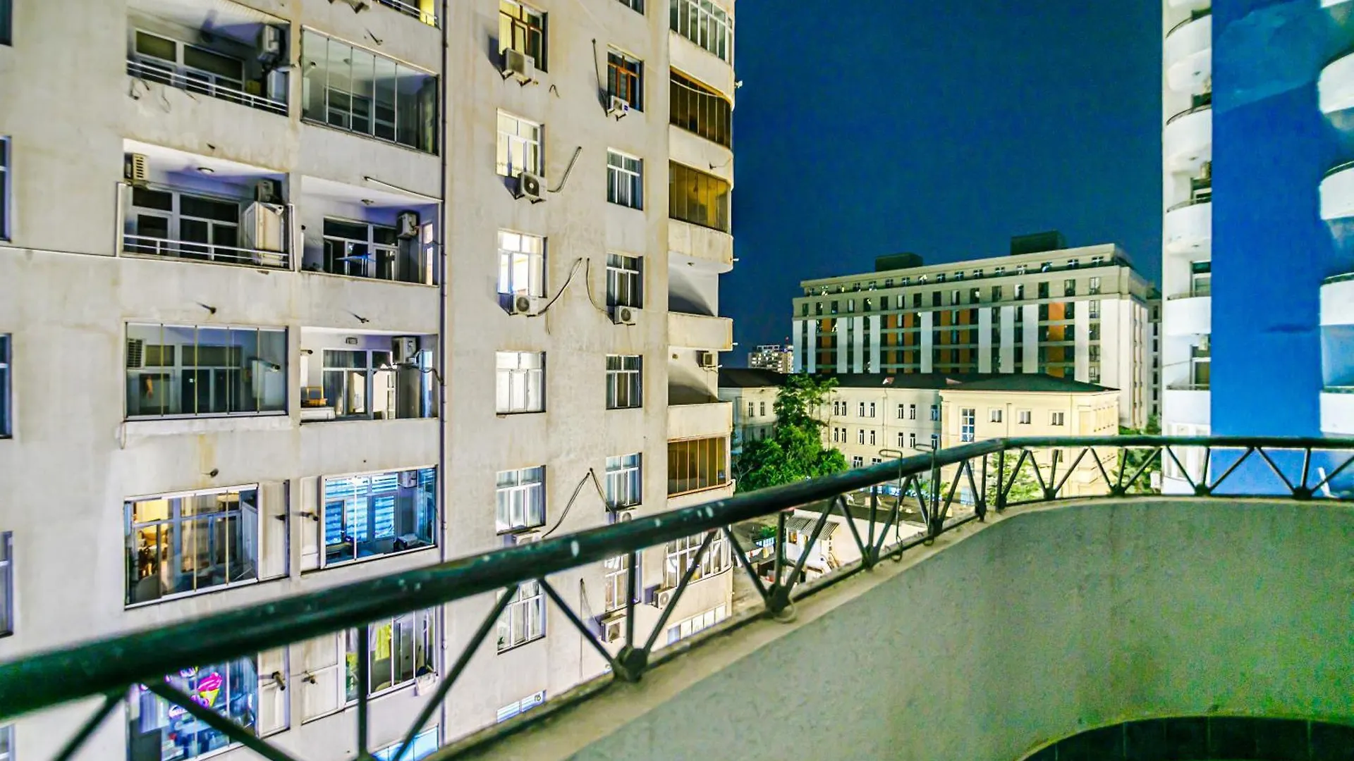 Nizami Apartment By Baku Housing